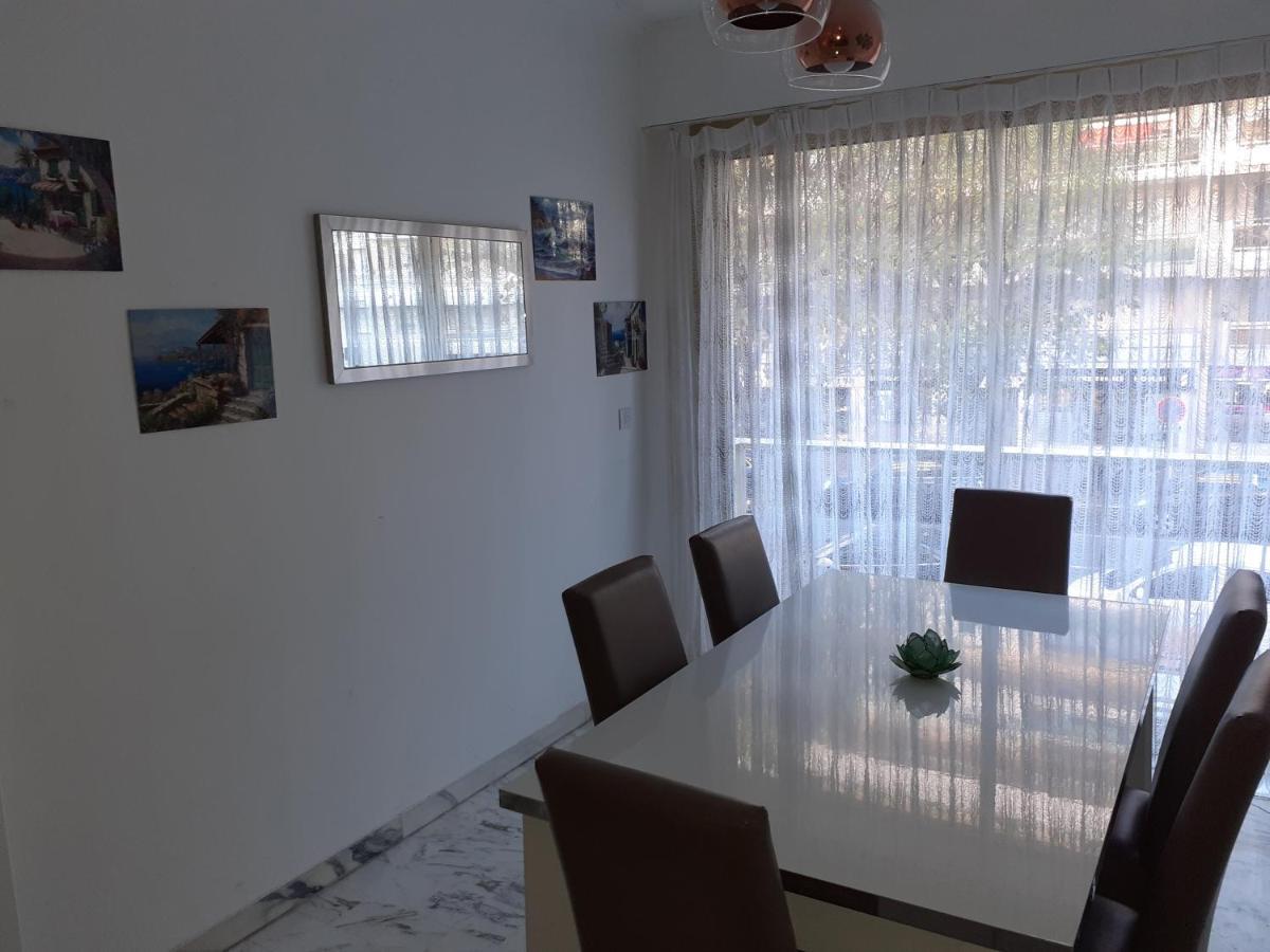 Charmant 3 Pieces A 200 M De La Mer. Apartment Antibes Luaran gambar